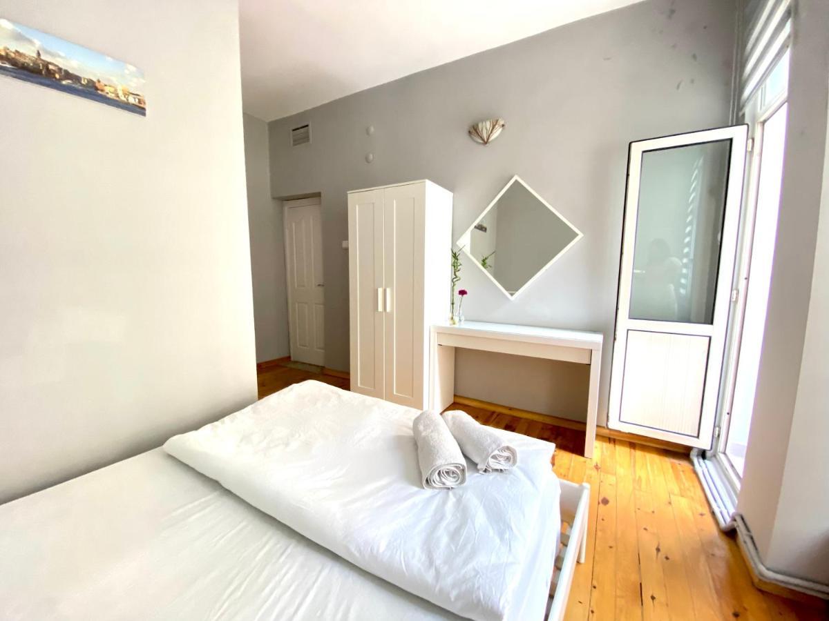 Windrose Hostel Istanbul Eksteriør billede