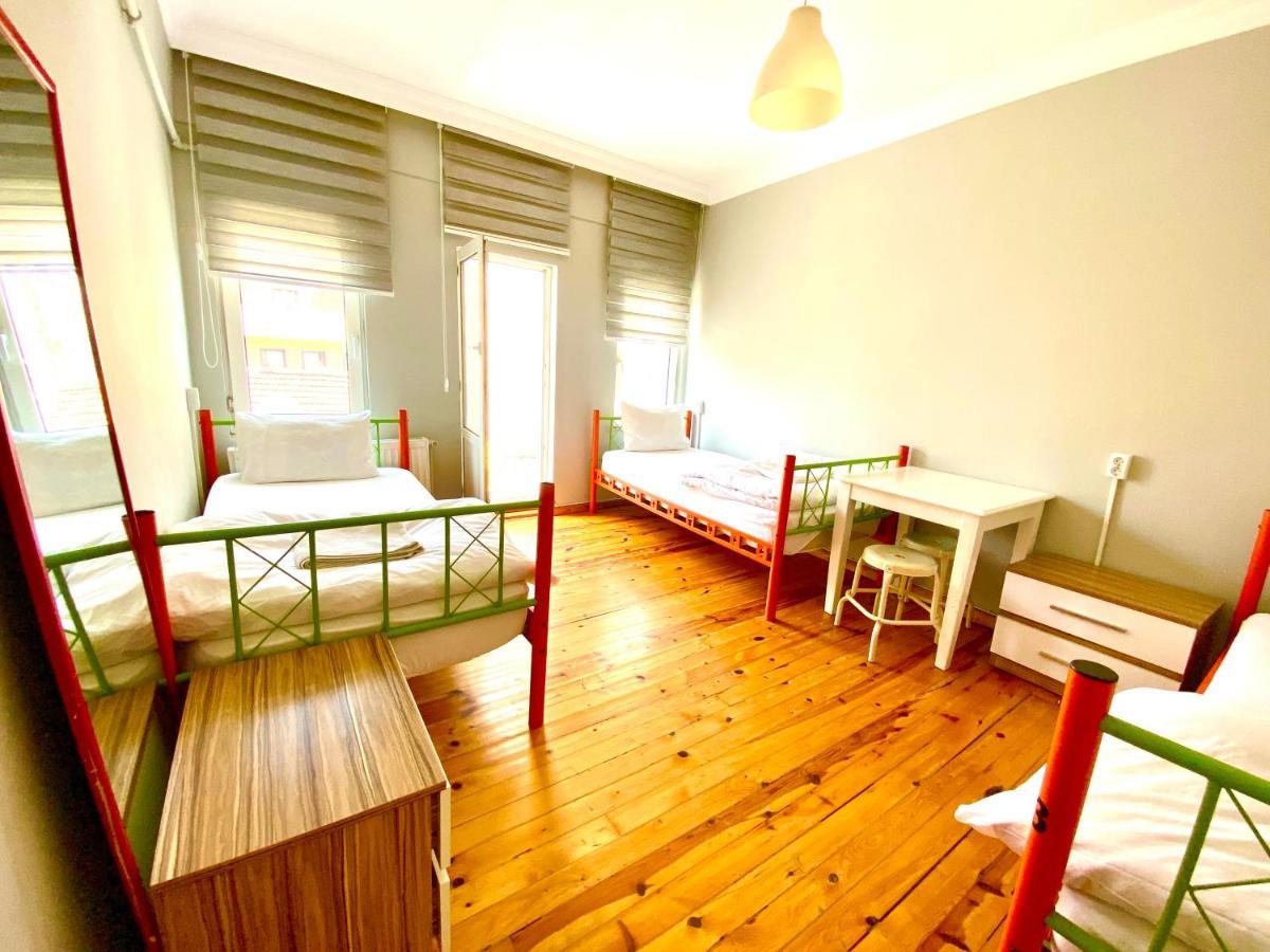 Windrose Hostel Istanbul Eksteriør billede
