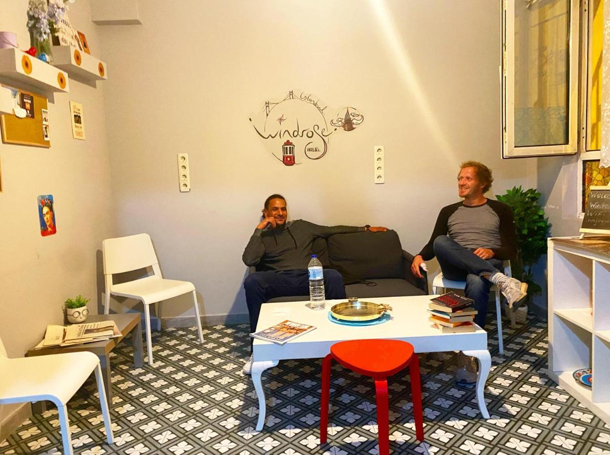 Windrose Hostel Istanbul Eksteriør billede