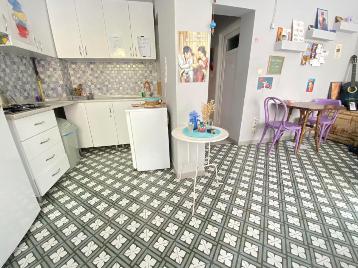 Windrose Hostel Istanbul Eksteriør billede